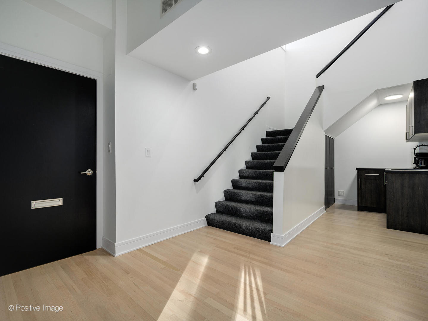 660 La Salle Pl Highland Park, IL 60035