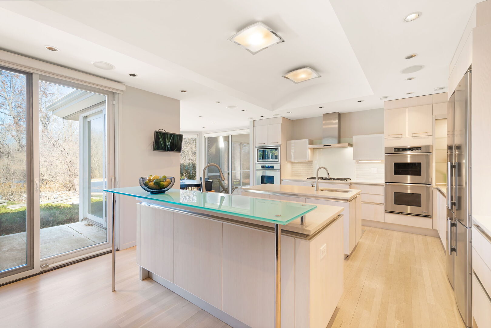 2705 Bentley Rd Highland Park, IL 60035