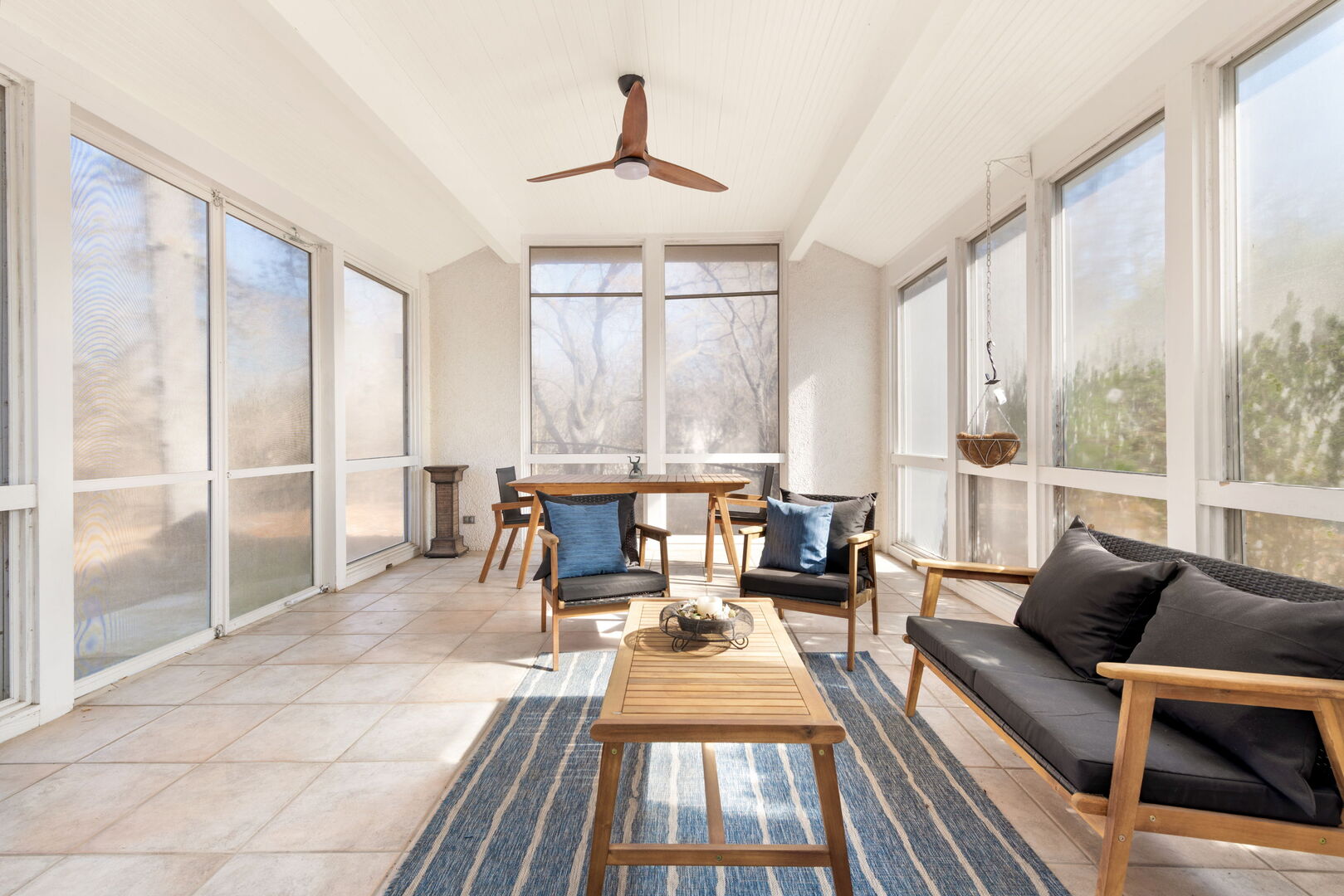 2705 Bentley Rd Highland Park, IL 60035