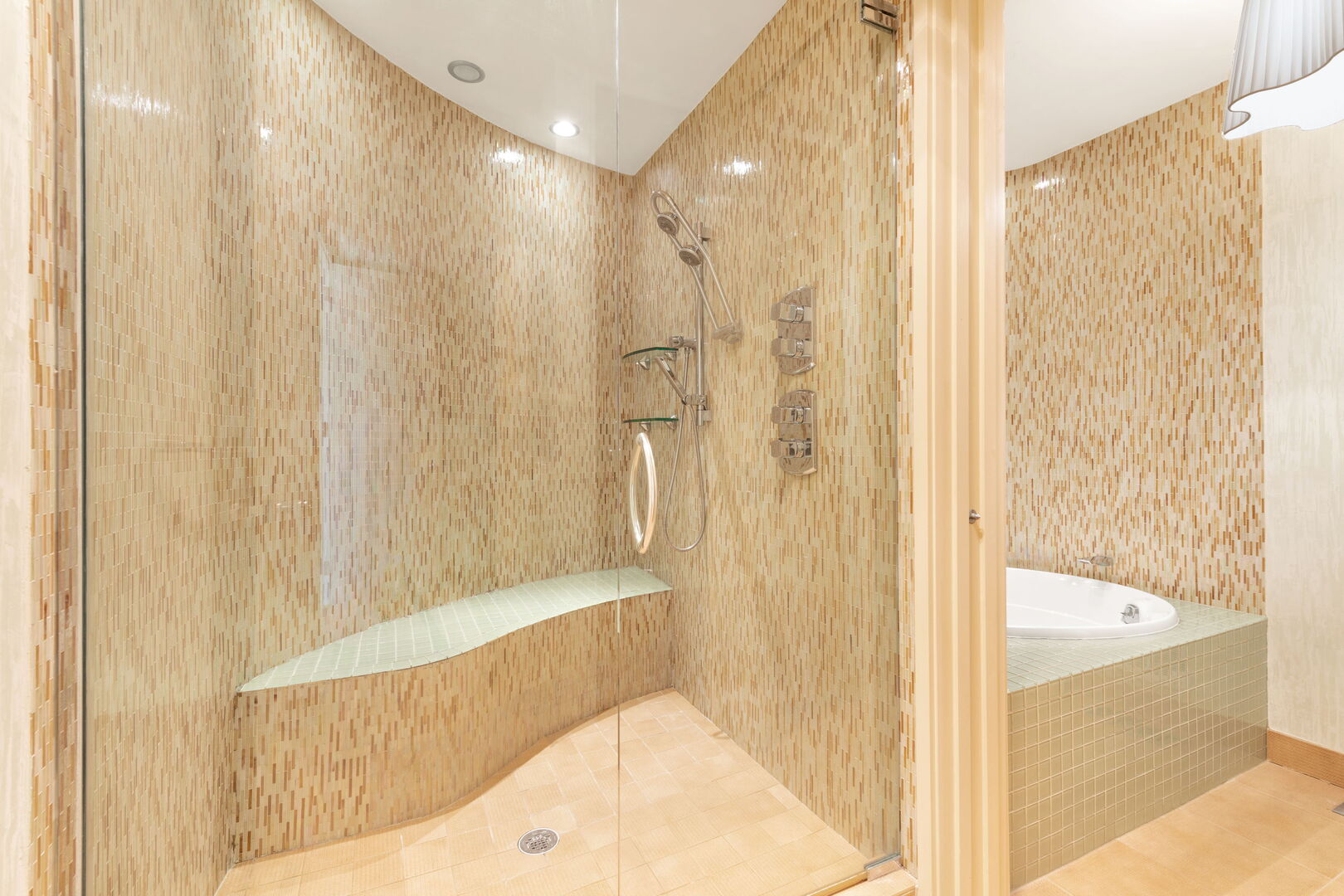 2705 Bentley Rd Highland Park, IL 60035