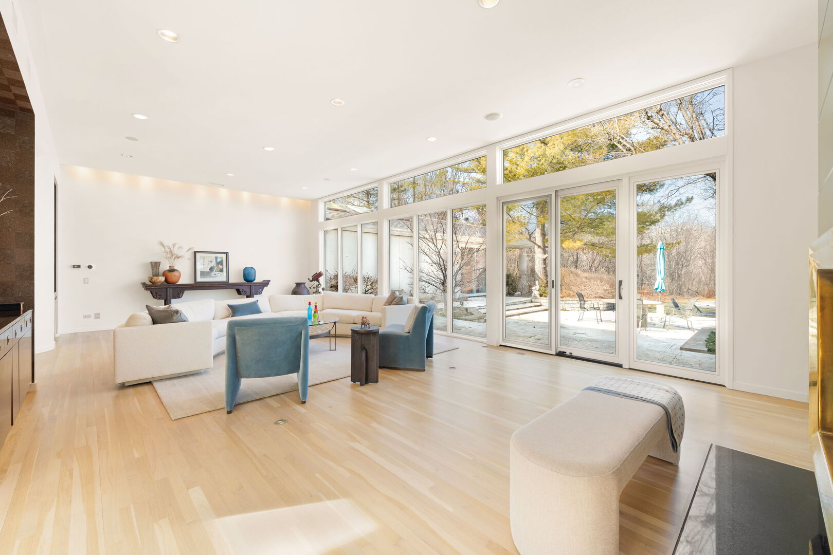 2705 Bentley Rd Highland Park, IL 60035