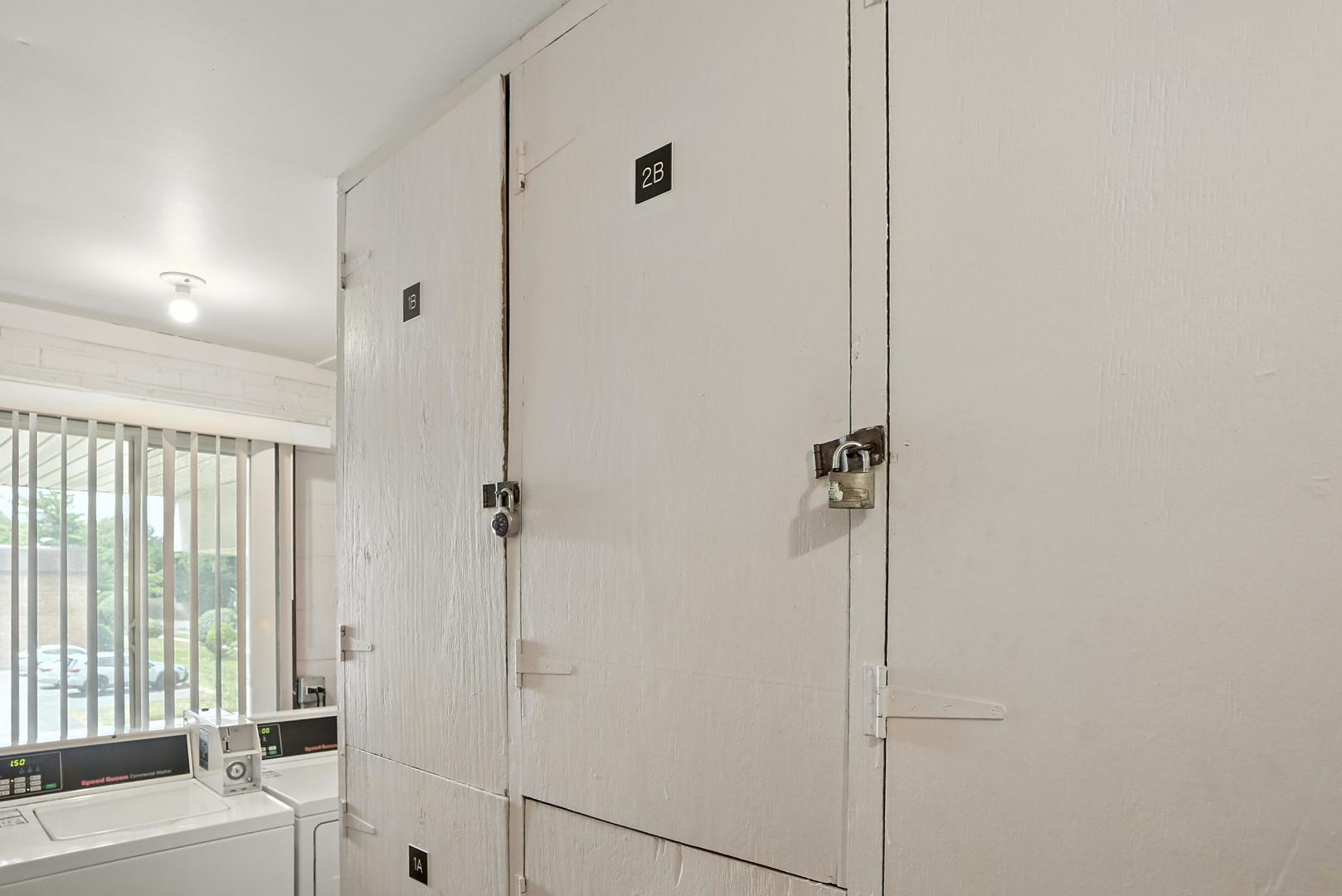 18205 Hart Dr #2B Homewood, IL 60430