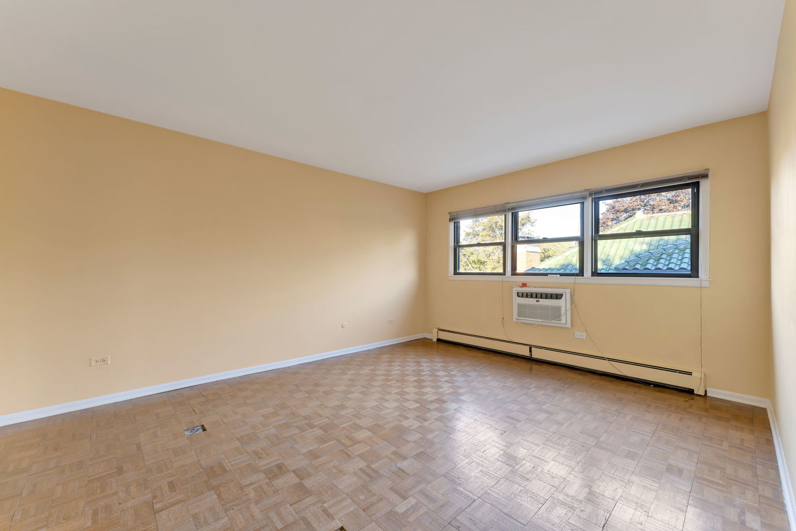 444 Washington Blvd #404 Oak Park, IL 60302