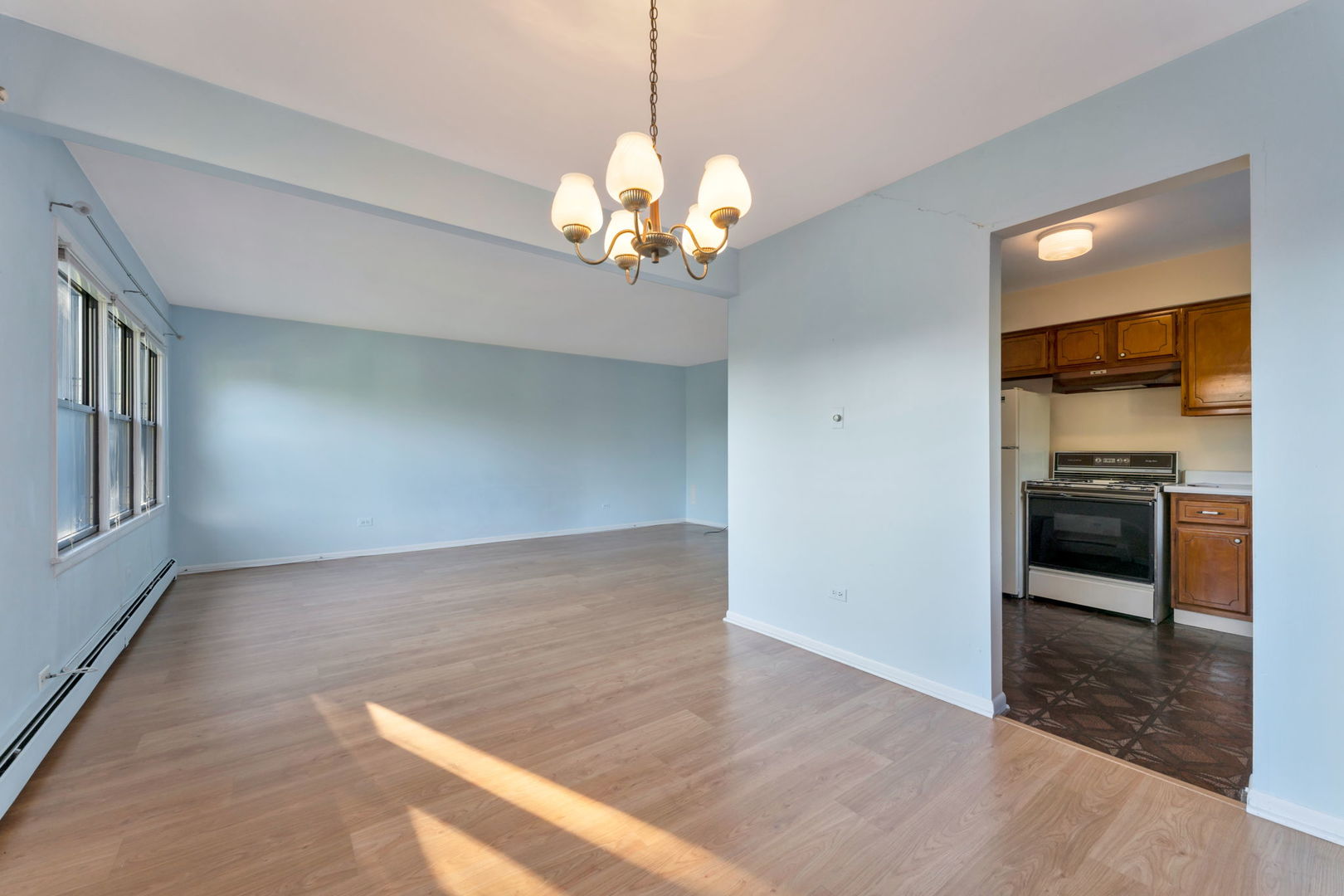 444 Washington Blvd #404 Oak Park, IL 60302