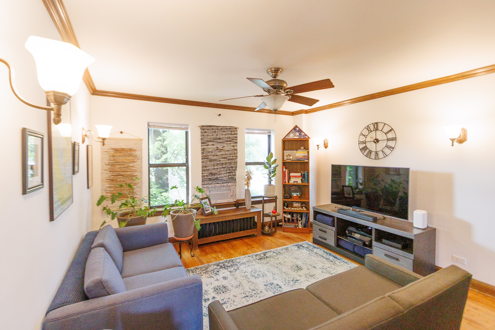 644 Harrison St #1 Oak Park, IL 60304