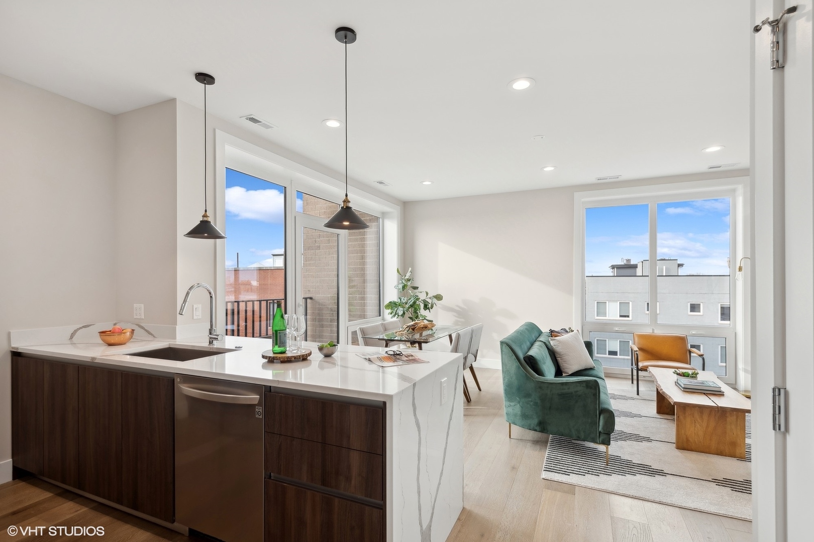 2342 W Adams St #406 Chicago, IL 60612