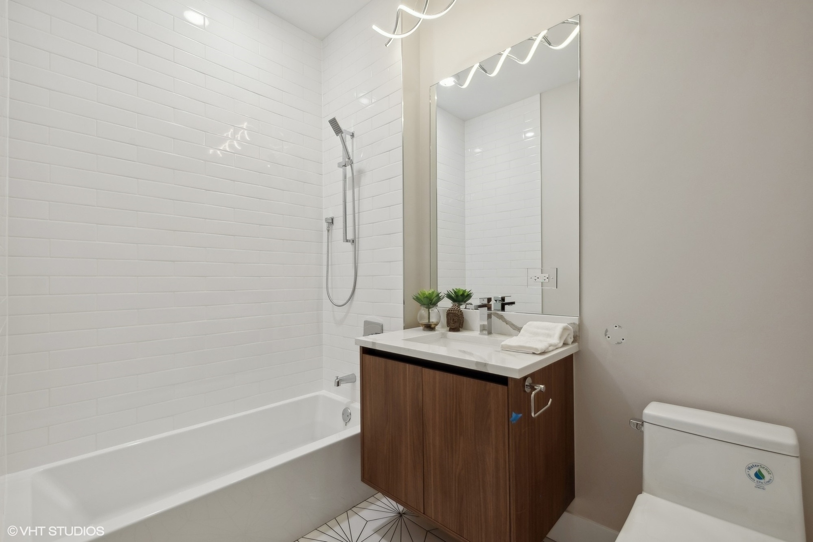 2342 W Adams St #406 Chicago, IL 60612