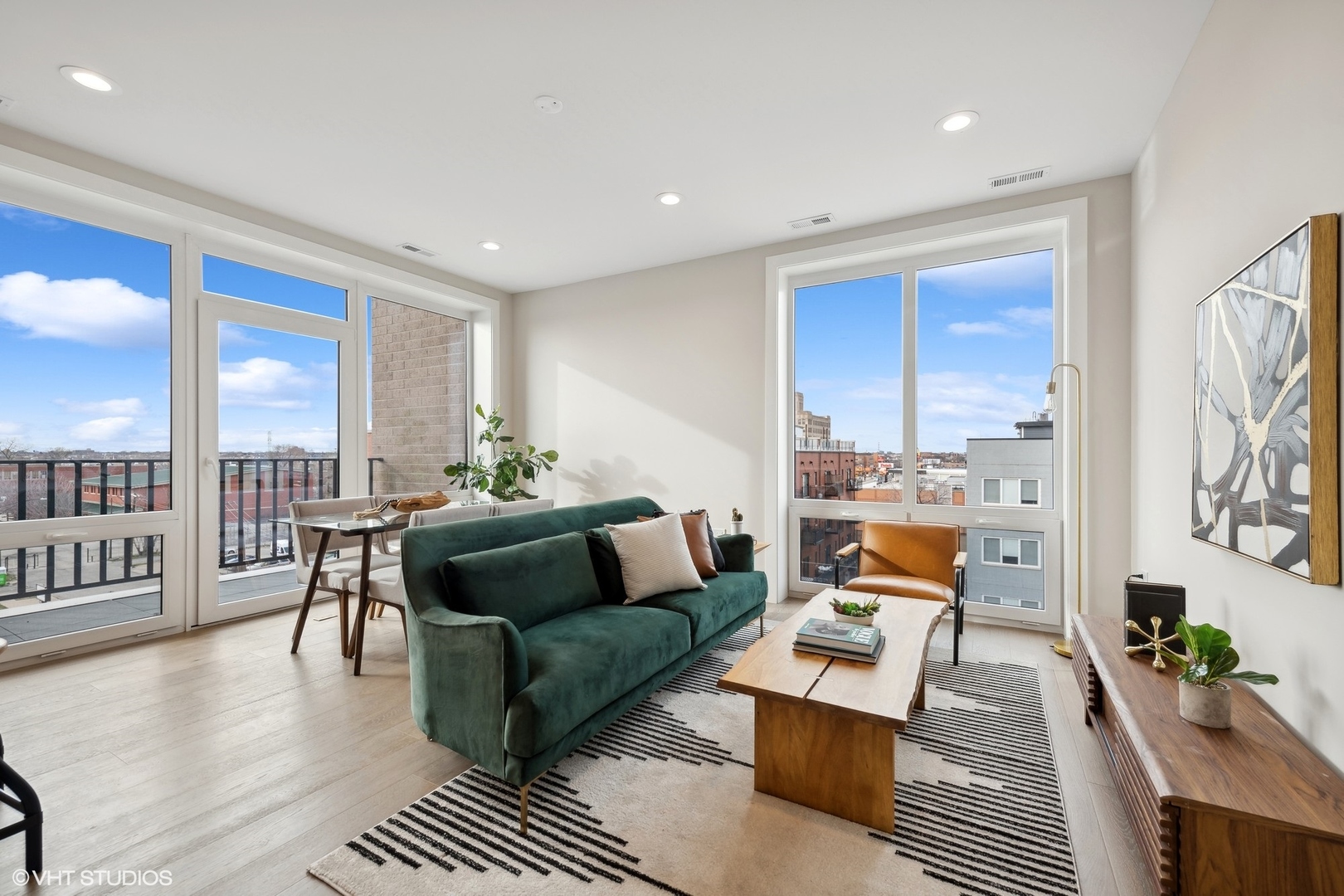 2342 W Adams St #406 Chicago, IL 60612