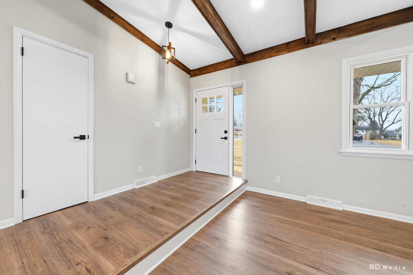 1018 Cassie Dr Joliet, IL 60435