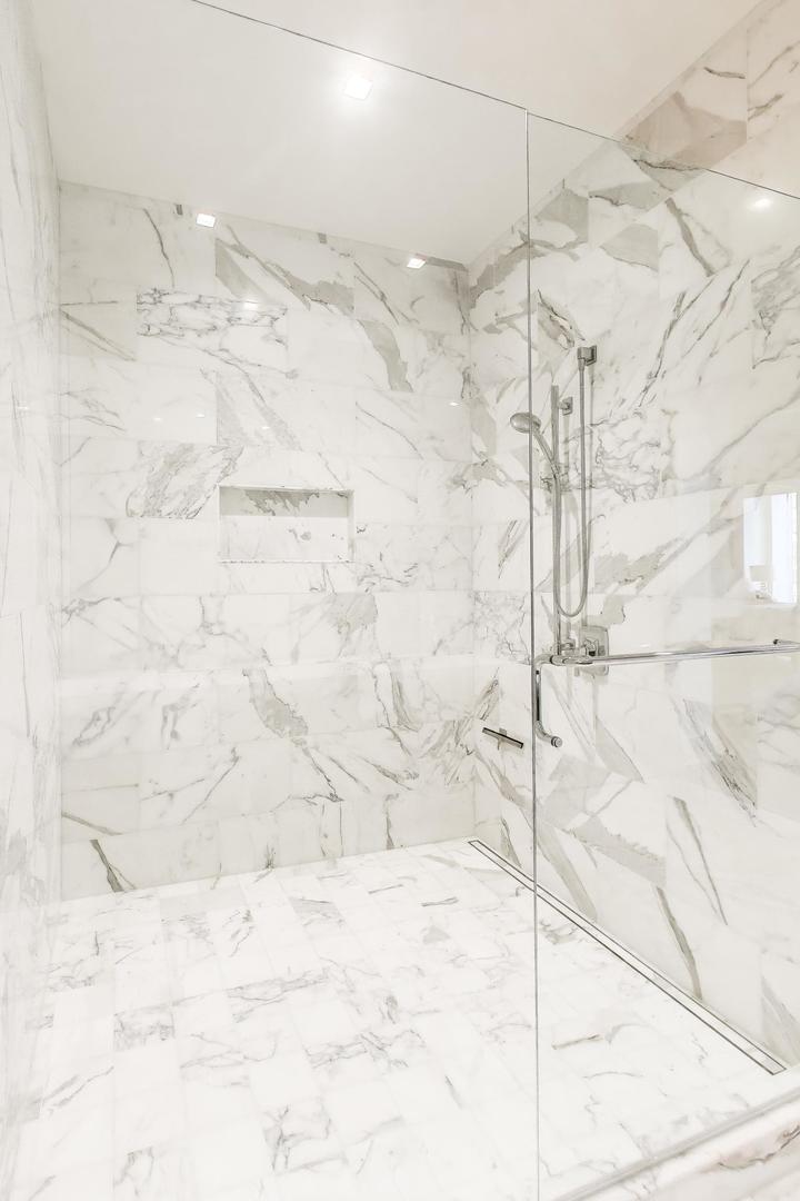 363 E Wacker Dr #2503 Chicago, IL 60601