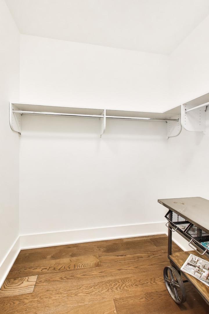 363 E Wacker Dr #2503 Chicago, IL 60601