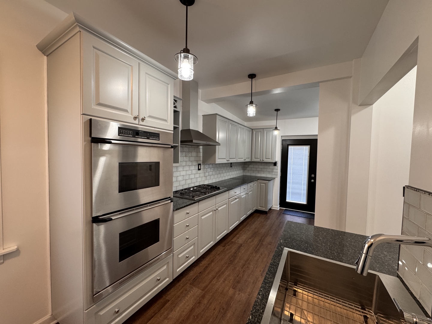 404 Sherman St Joliet, IL 60433