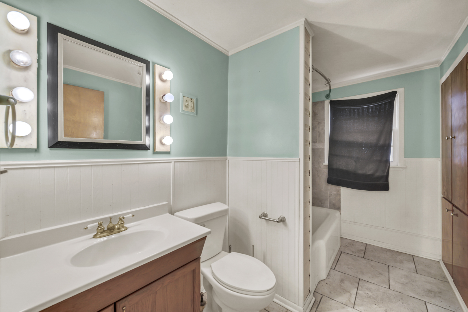 900 W Audrey Ave Joliet, IL 60436