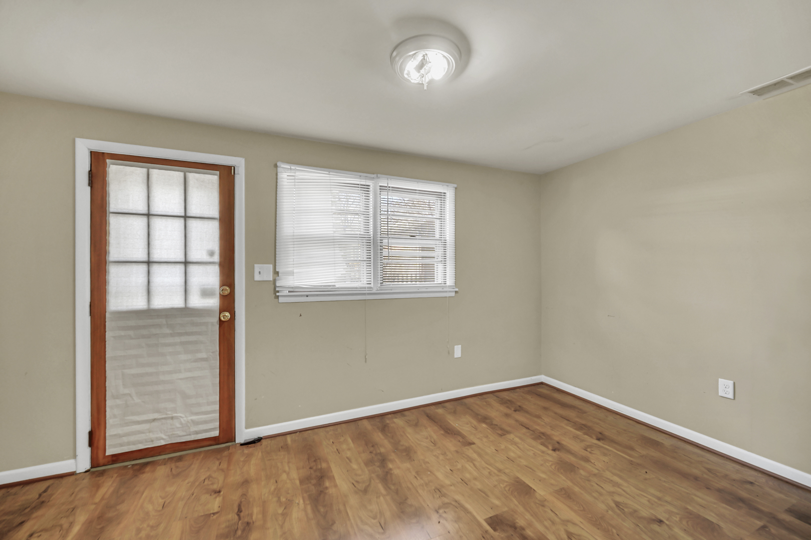 900 W Audrey Ave Joliet, IL 60436