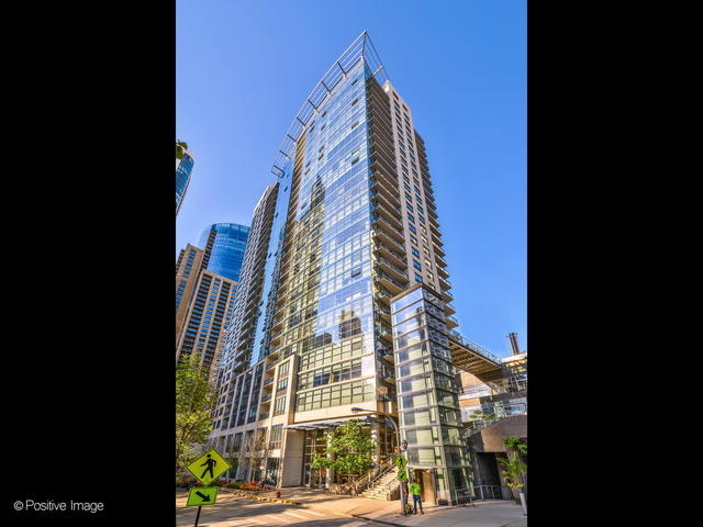 201 N WESTSHORE Dr #1207
