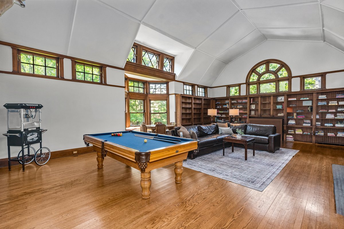 225 Hamilton St Evanston, IL 60202