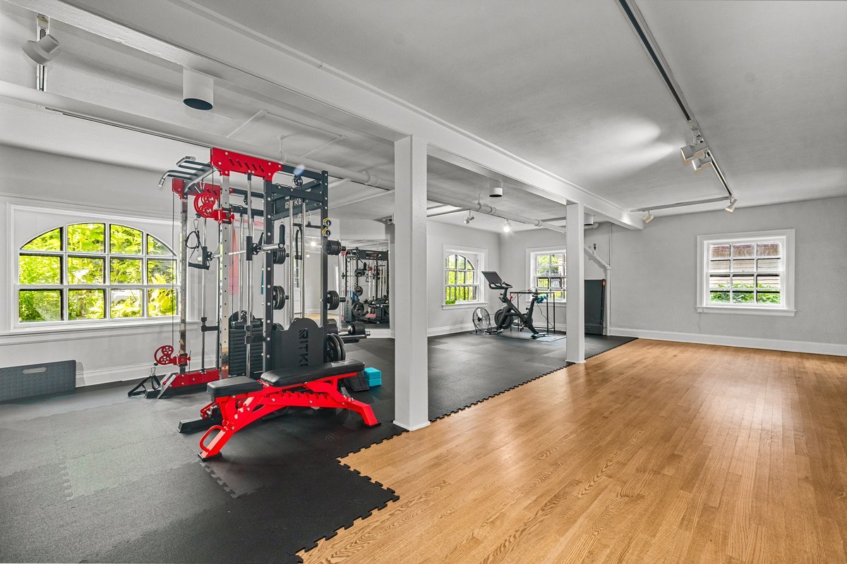 225 Hamilton St Evanston, IL 60202