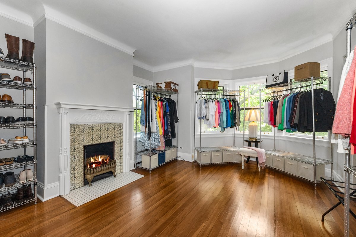 225 Hamilton St Evanston, IL 60202