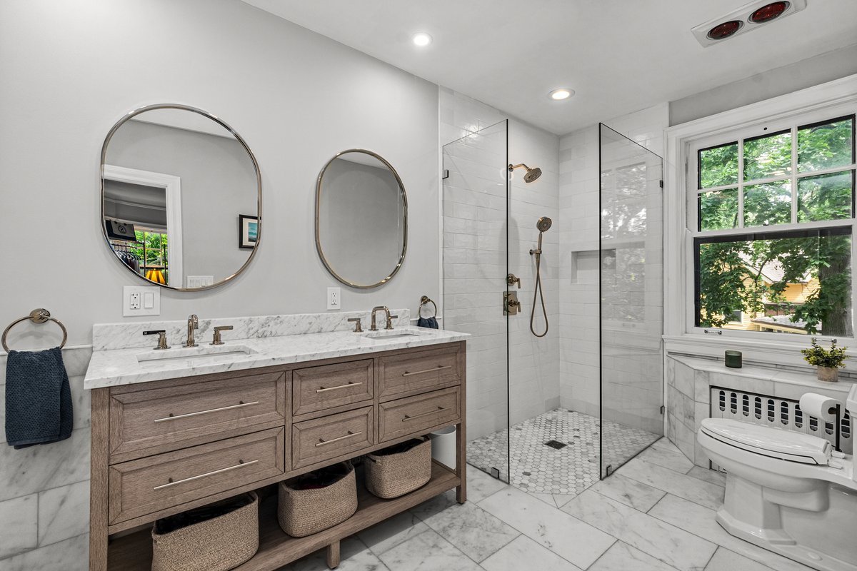 225 Hamilton St Evanston, IL 60202