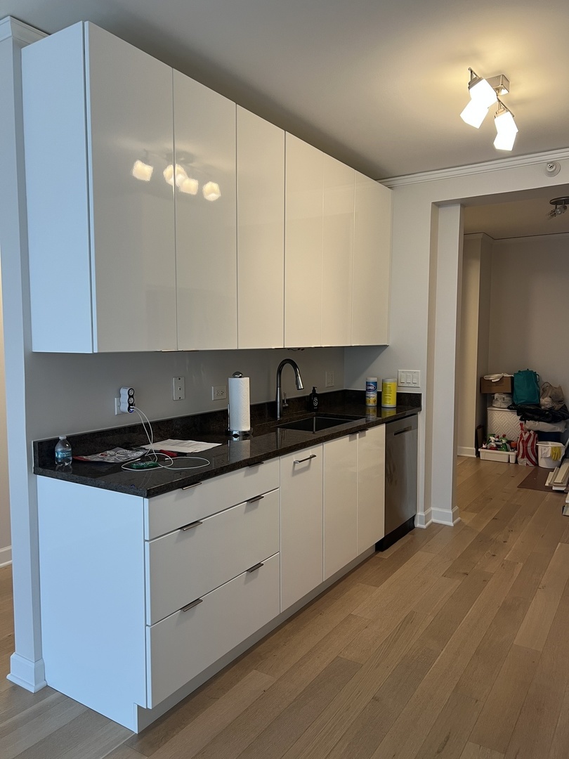 450 E WATERSIDE Dr #1310 Chicago, IL 60601