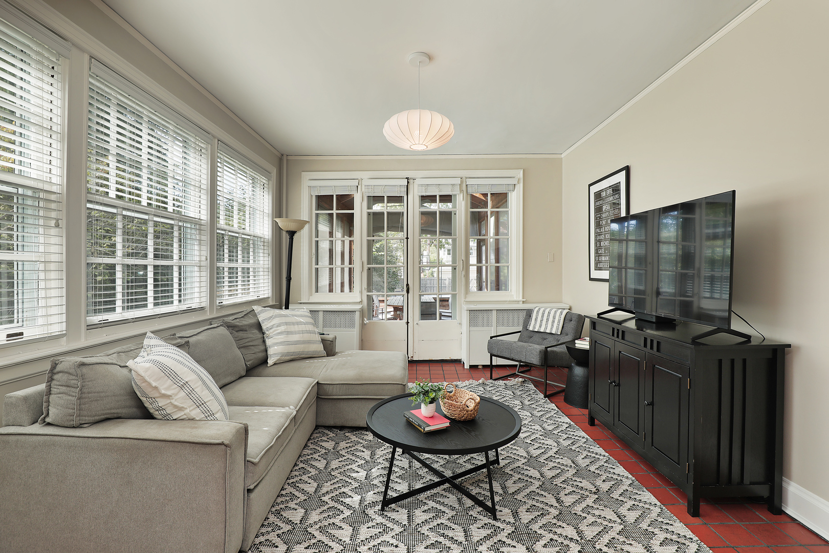 2252 Orrington Ave Evanston, IL 60201