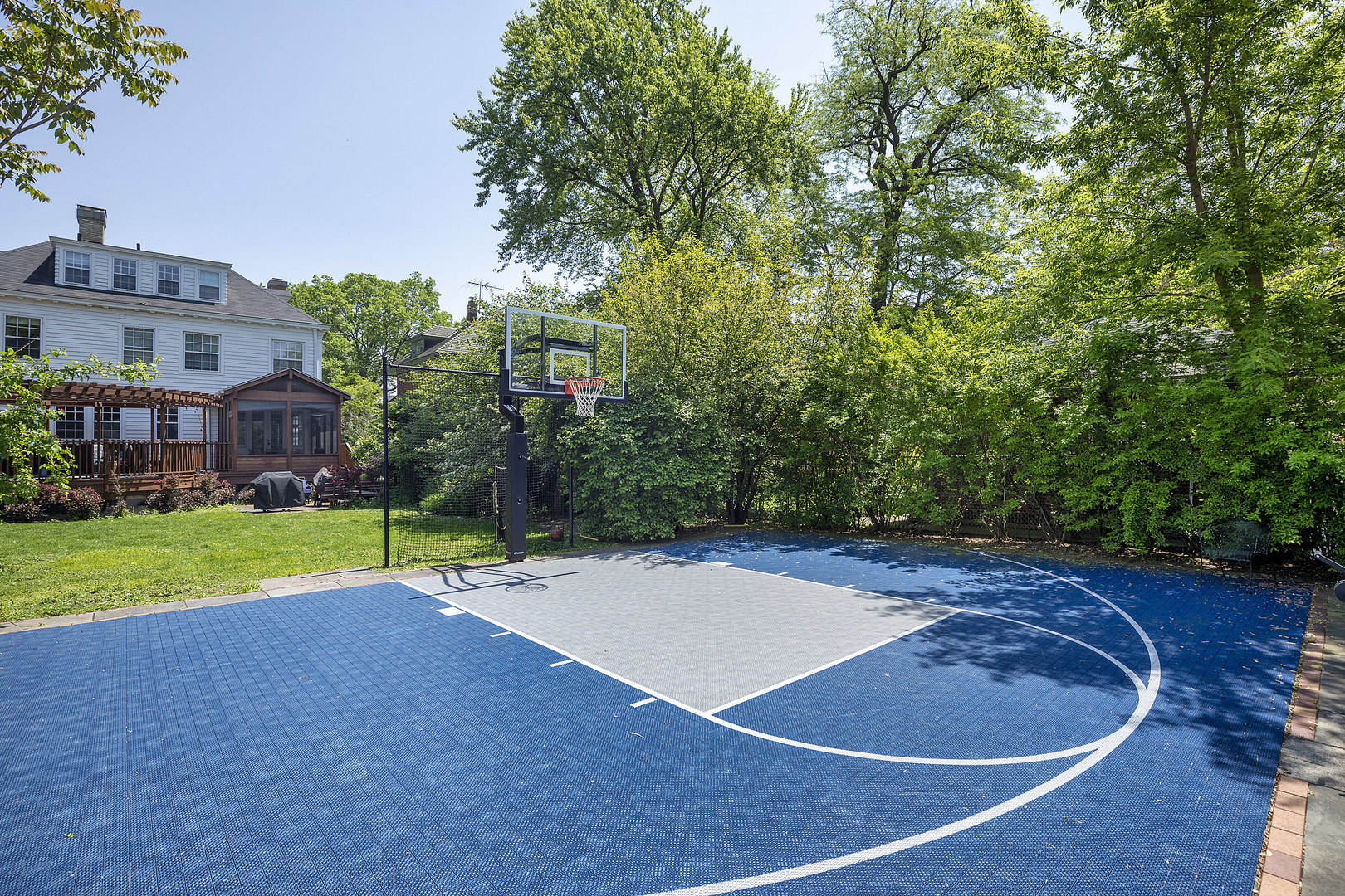 2252 Orrington Ave Evanston, IL 60201