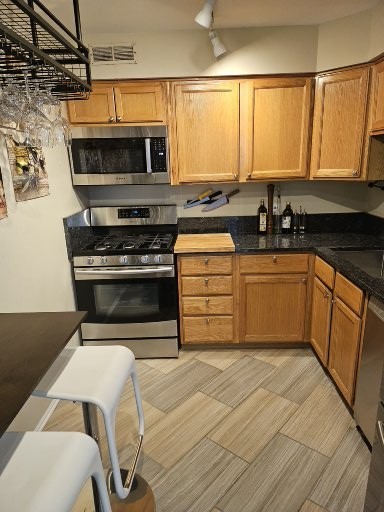 6325 N Sheridan Rd #1907 Chicago, IL 60660