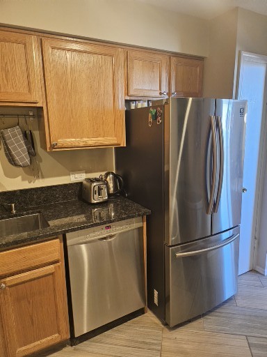 6325 N Sheridan Rd #1907 Chicago, IL 60660