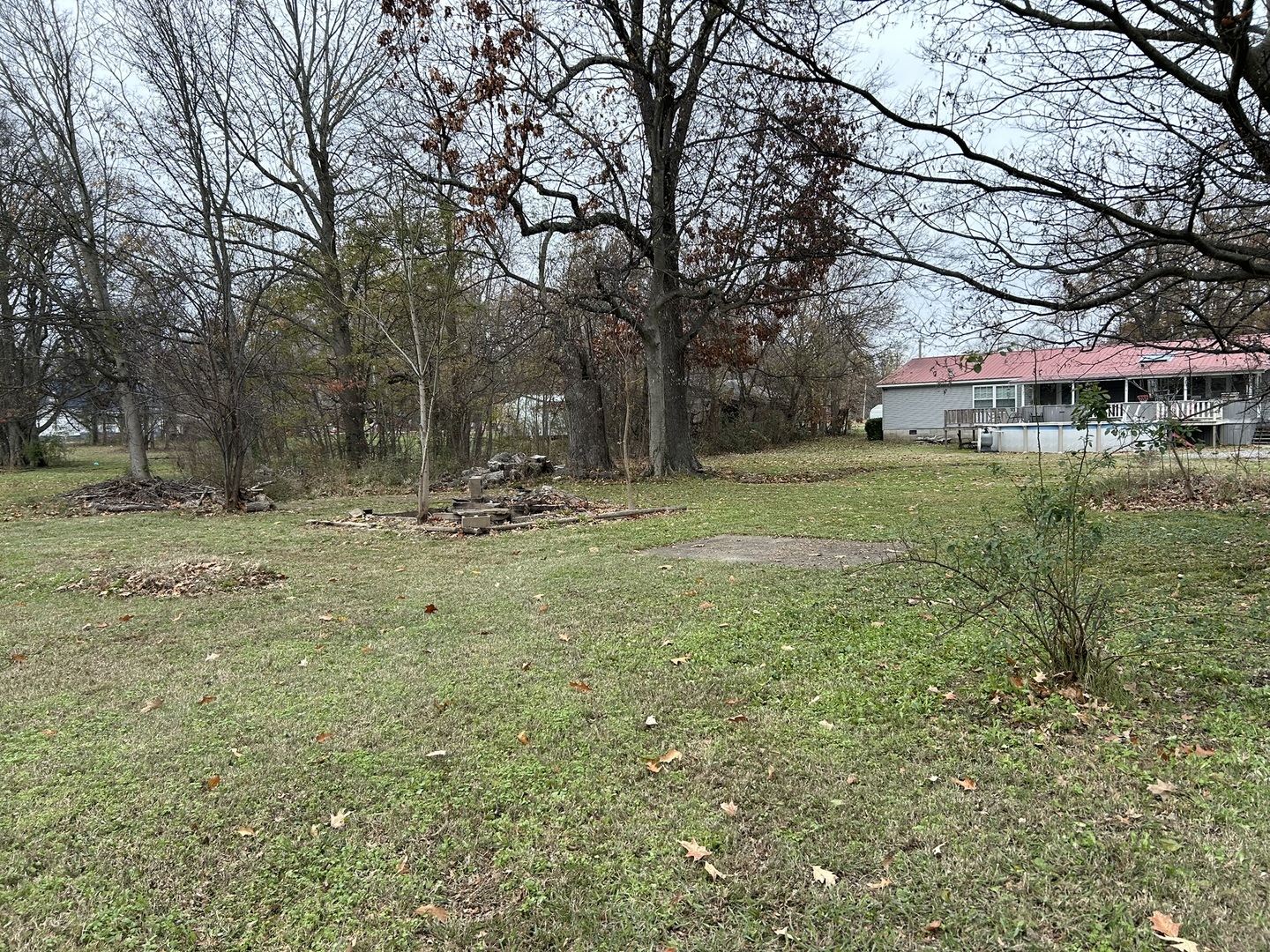 313 E 7TH St Brookport, IL 60534