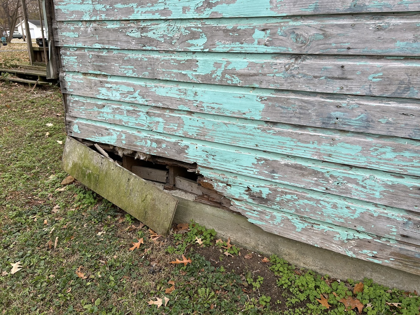 313 E 7TH St Brookport, IL 60534