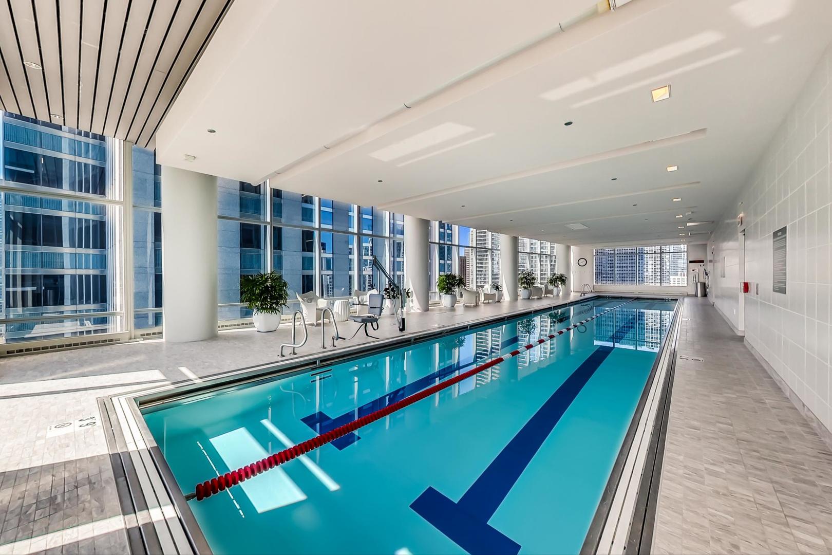 340 E Randolph St #4901 Chicago, IL 60601