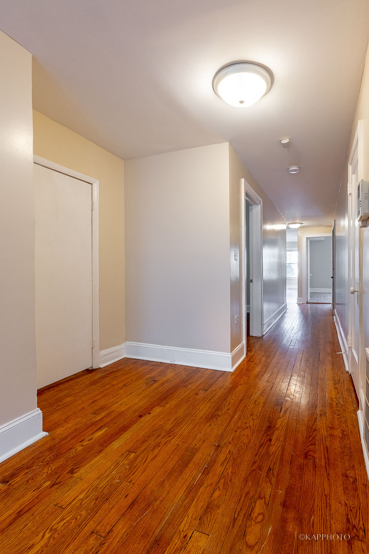 6819 S Ridgeland Ave #2 Chicago, IL 60649