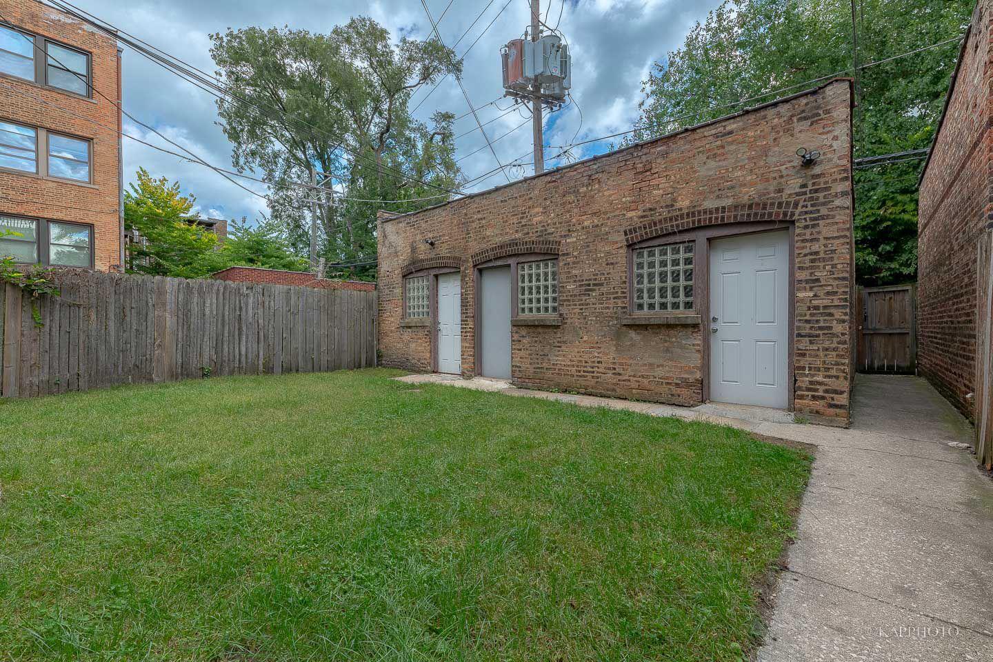 6819 S Ridgeland Ave #2 Chicago, IL 60649