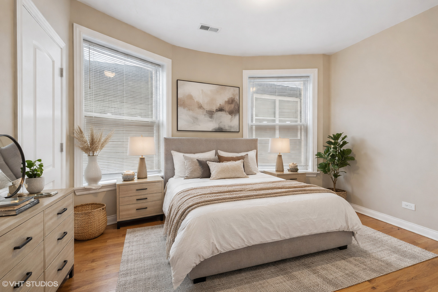 4522 S Calumet Ave Chicago, IL 60653