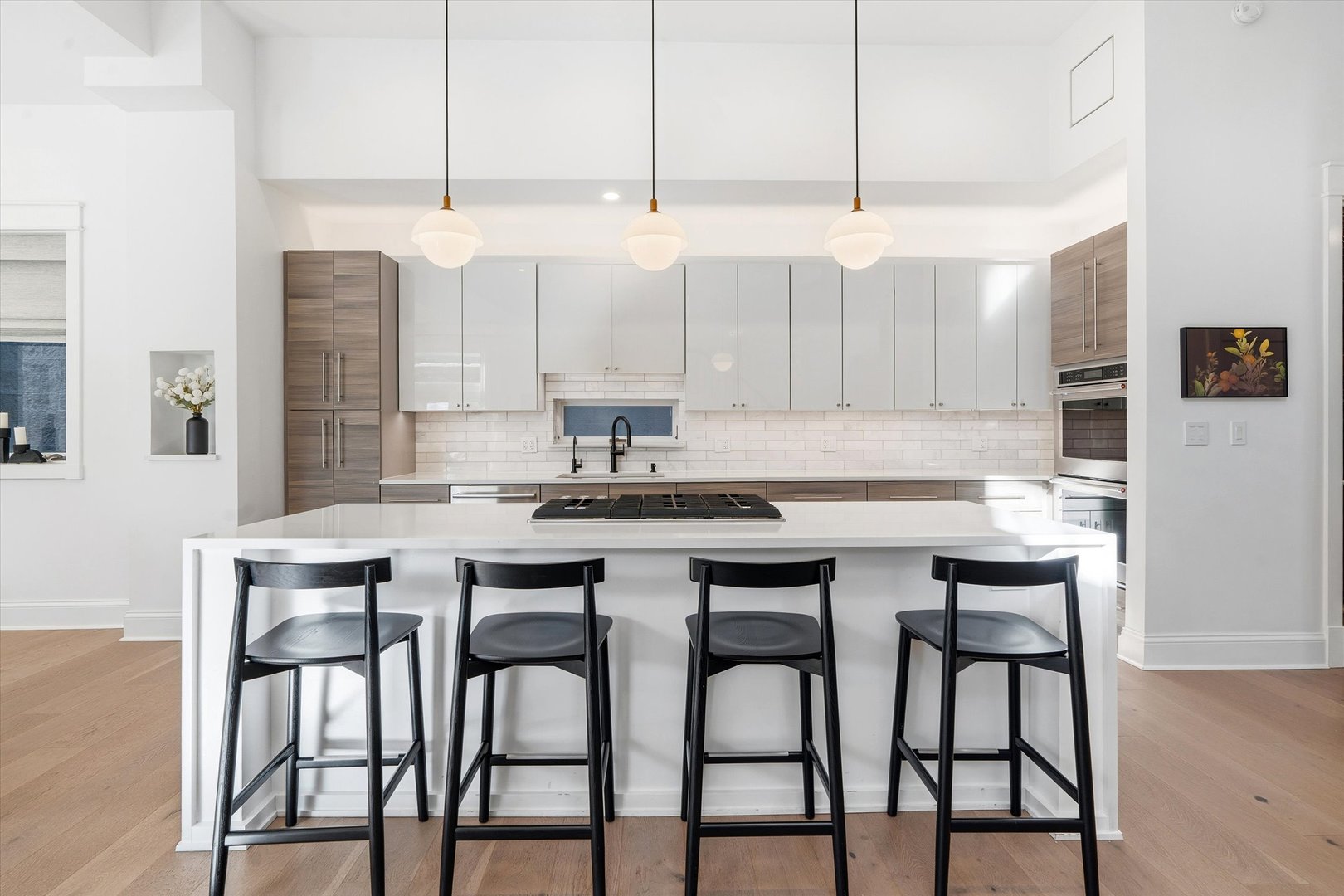 1936 N Wilmot Ave Chicago, IL 60647