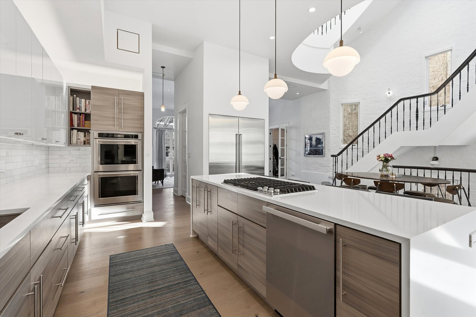 1936 N Wilmot Ave Chicago, IL 60647