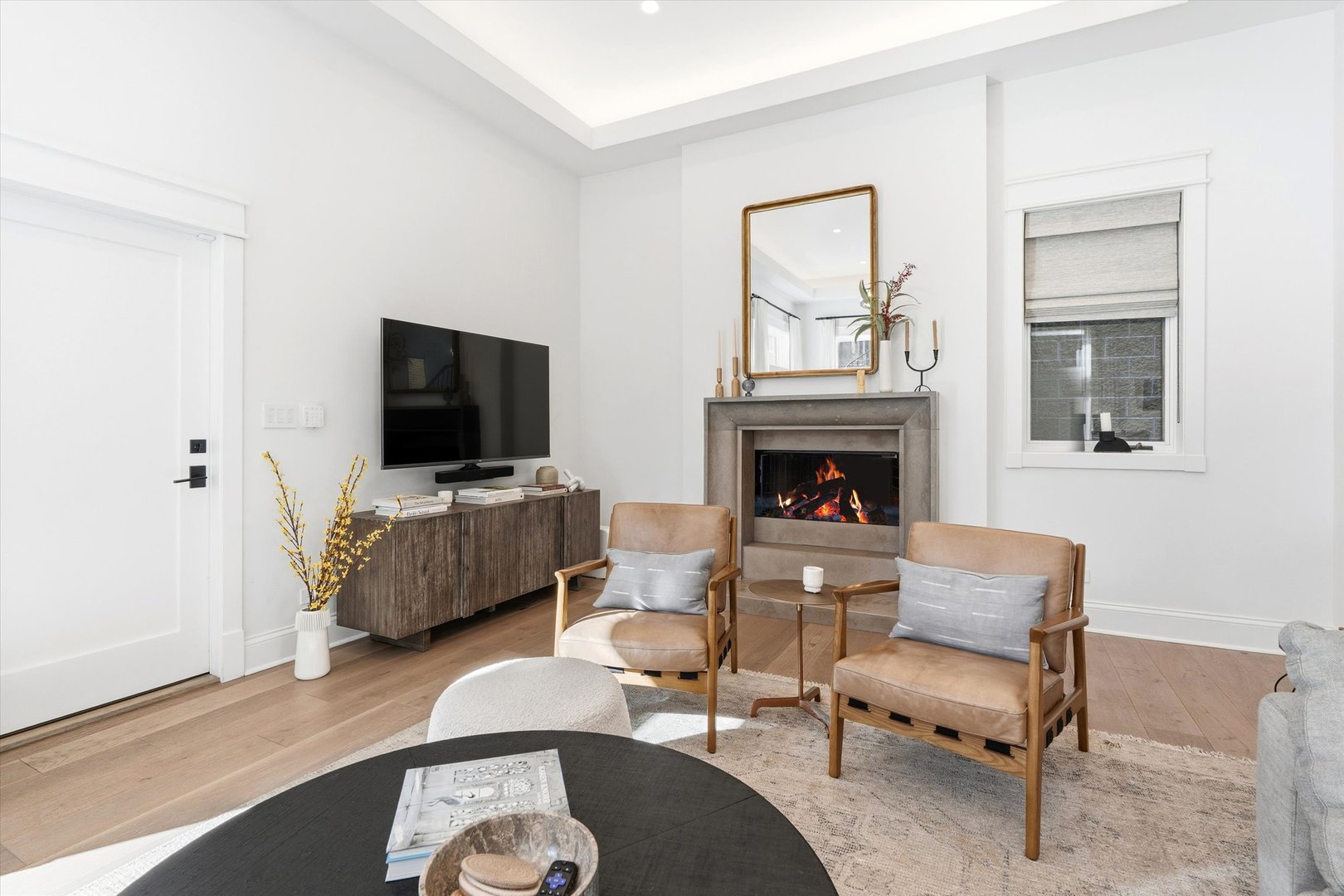 1936 N Wilmot Ave Chicago, IL 60647