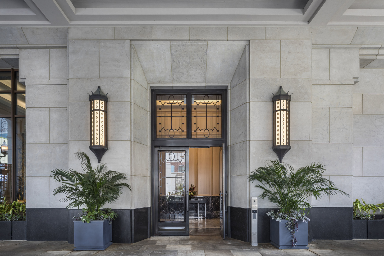 451 E Grand Ave #PH66 Chicago, IL 60611