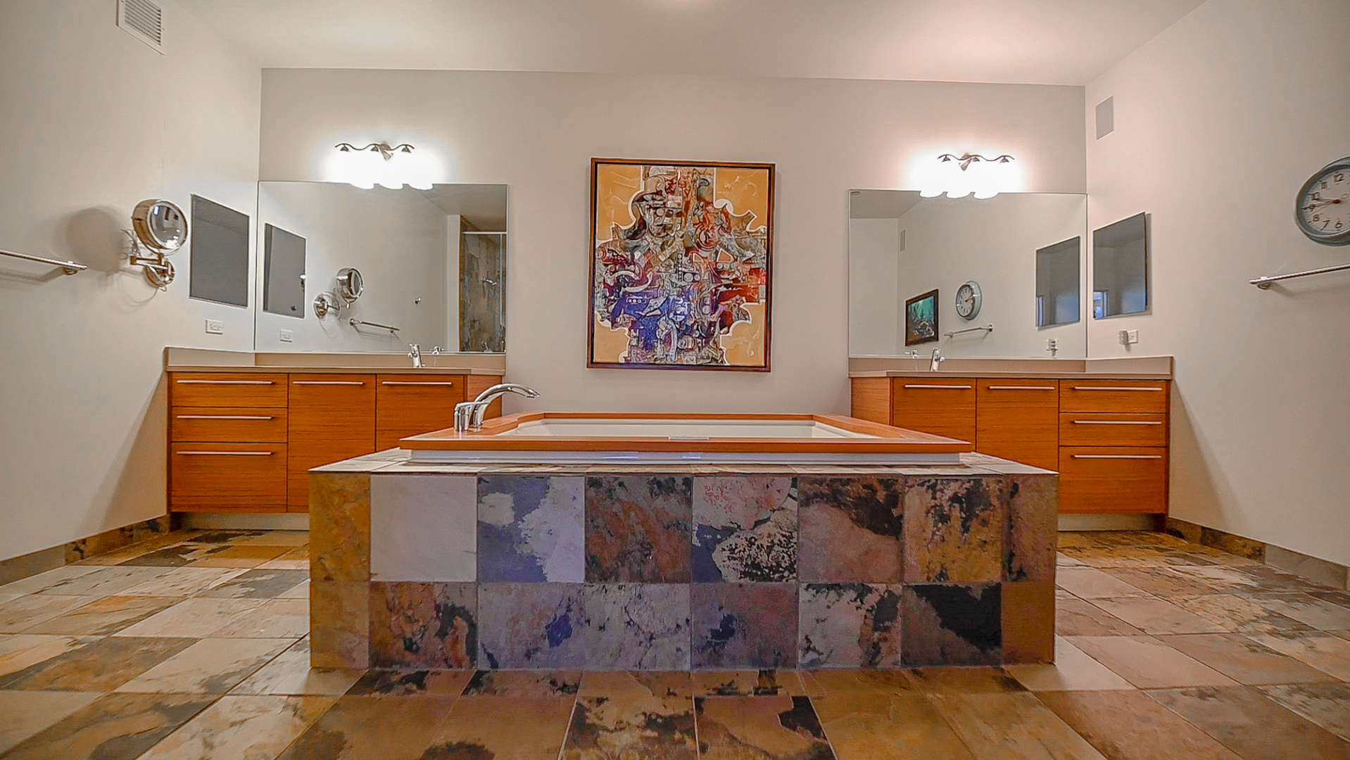 225 N Columbus Dr #8006 Chicago, IL 60601