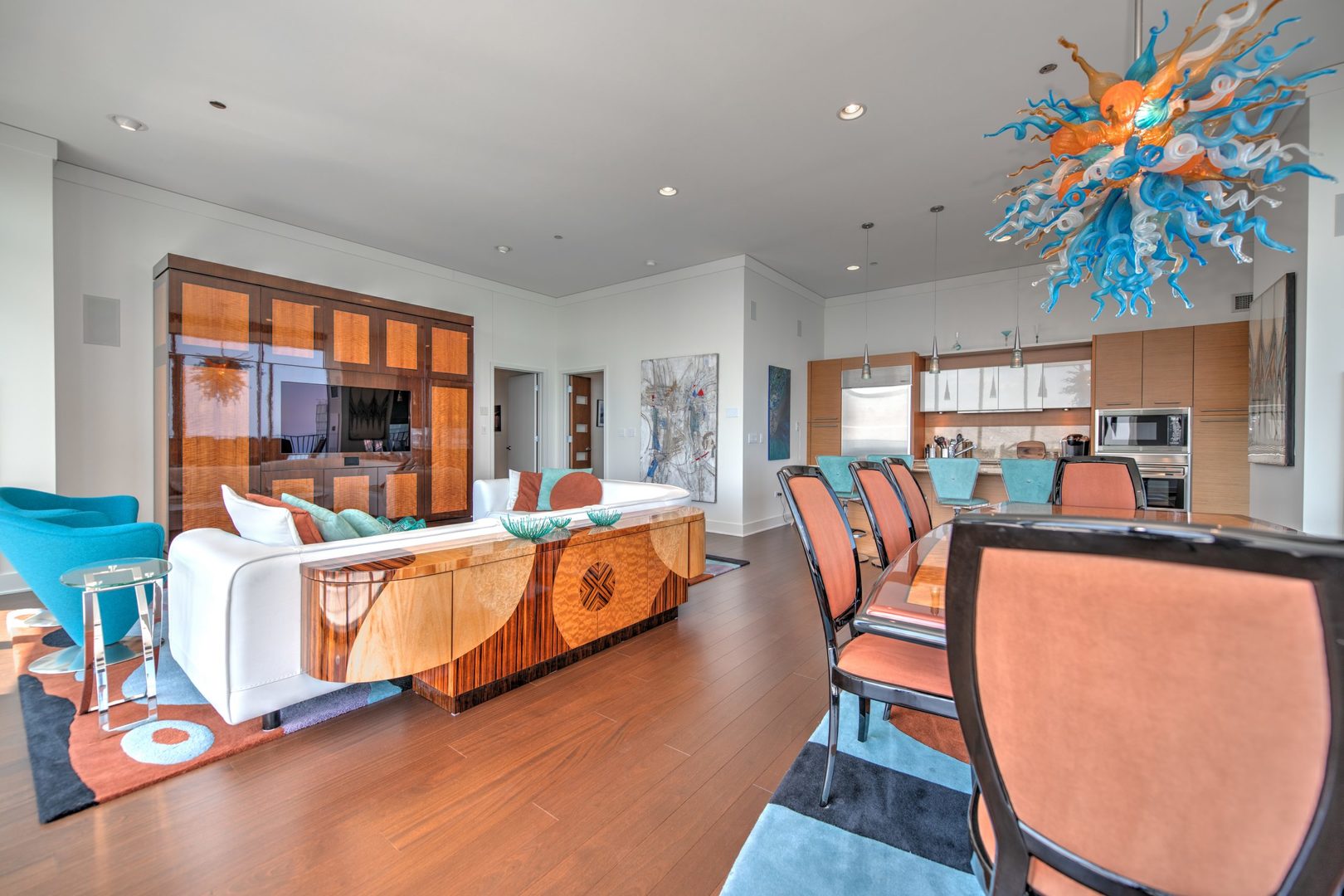 225 N Columbus Dr #8006 Chicago, IL 60601