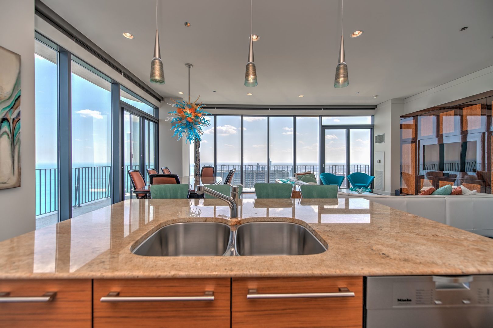 225 N Columbus Dr #8006 Chicago, IL 60601