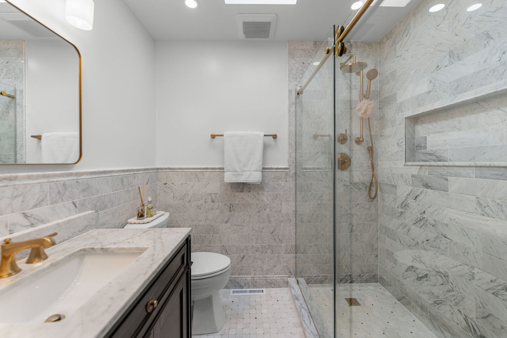 1422 S State St Chicago, IL 60605