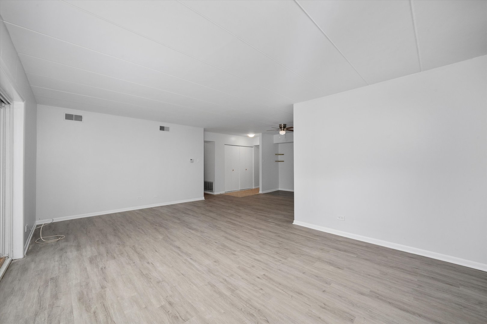 2807 Willow Rd #103 Homewood, IL 60430