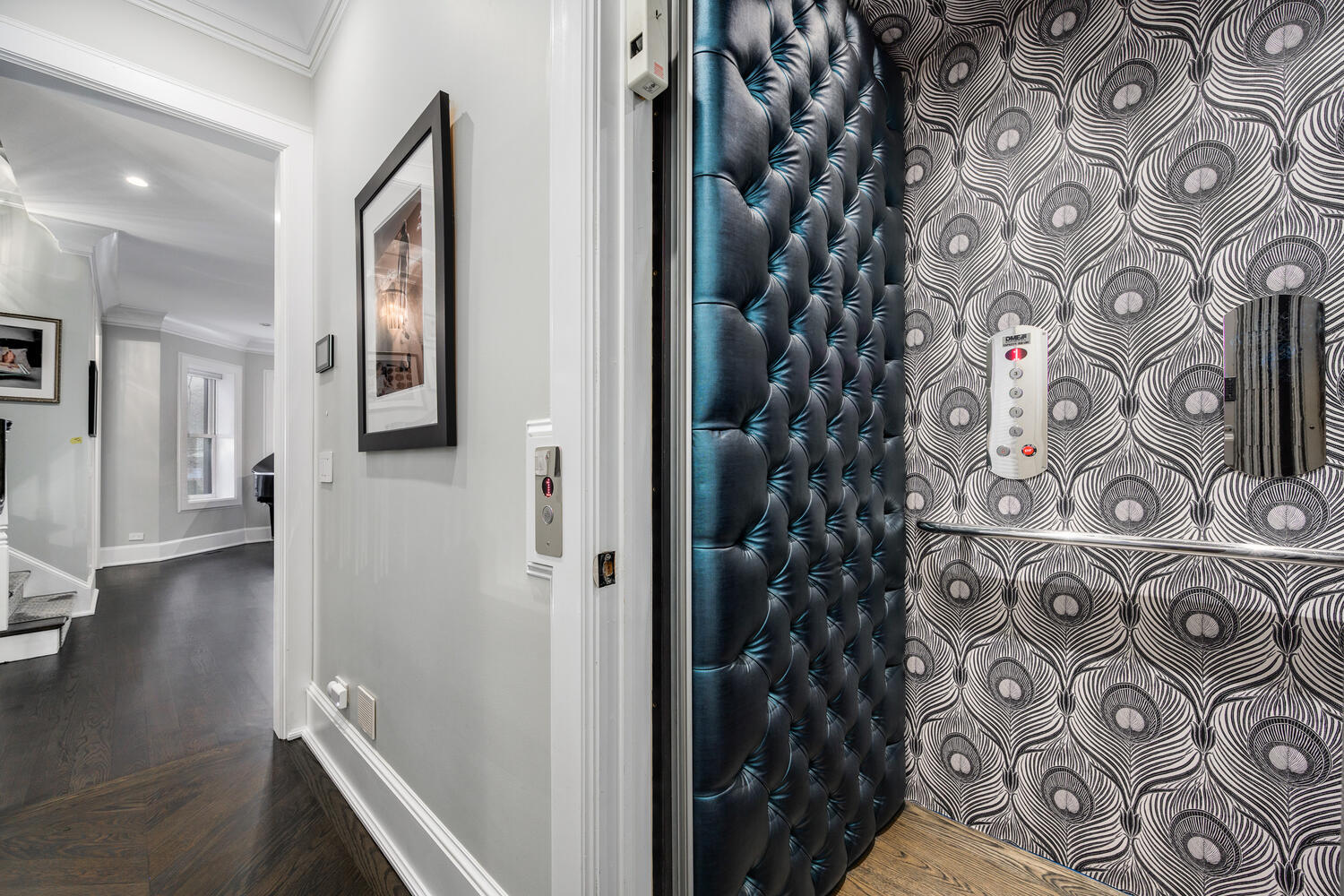 458 W Deming Pl Chicago, IL 60614