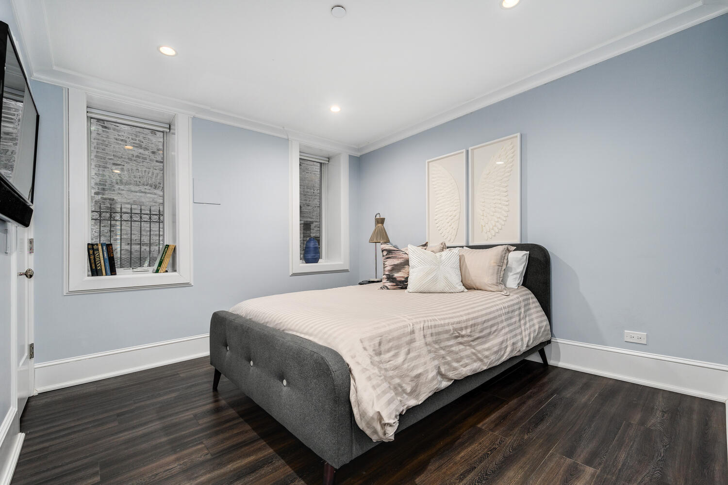 458 W Deming Pl Chicago, IL 60614