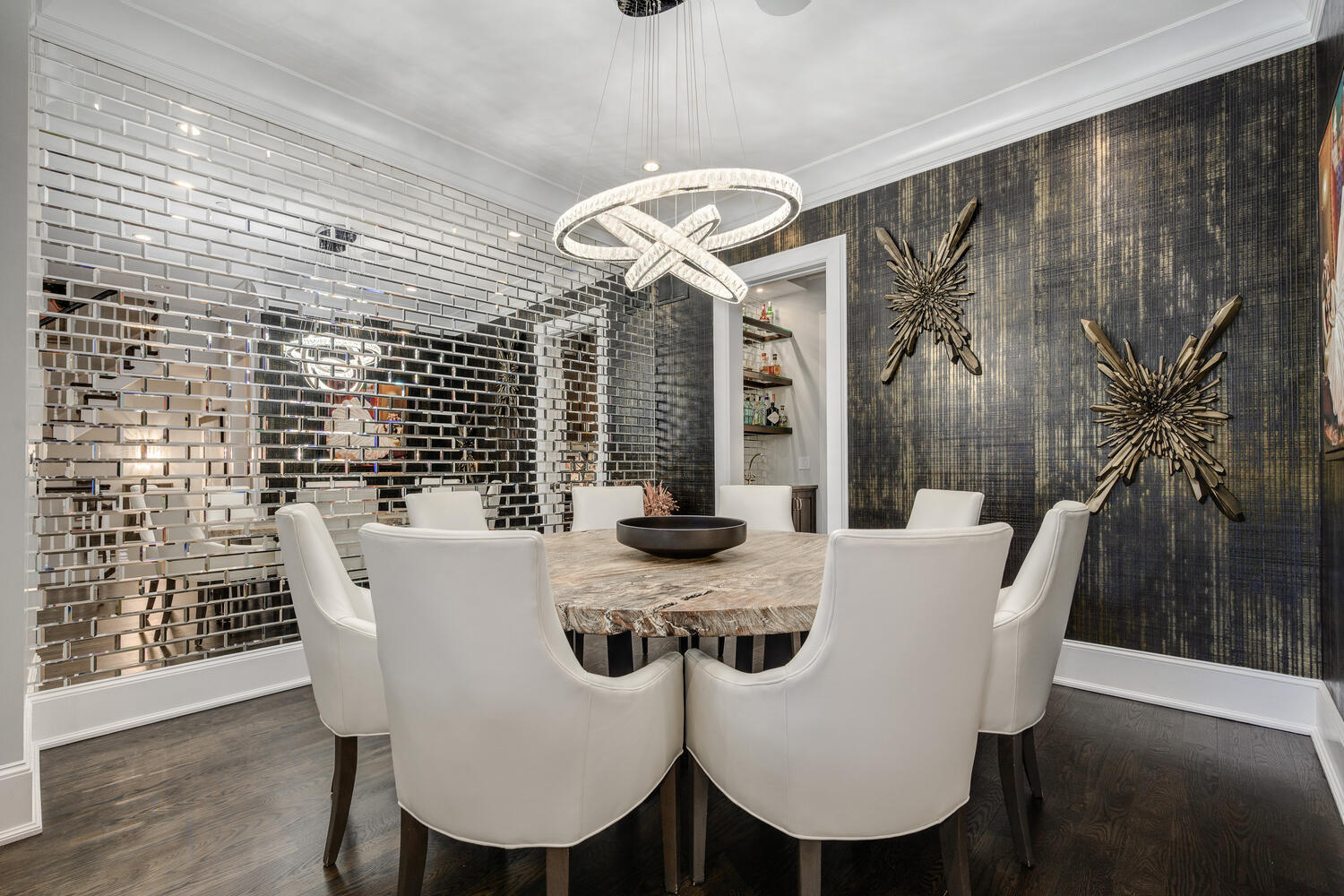 458 W Deming Pl Chicago, IL 60614