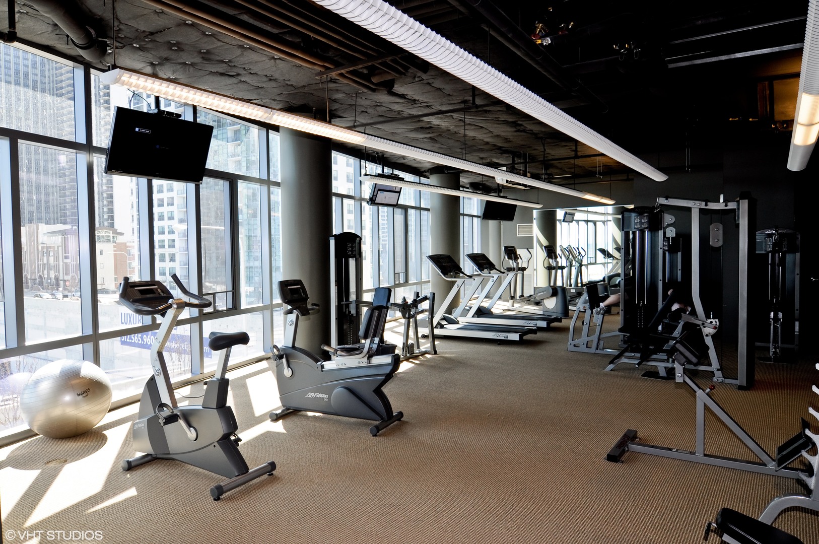 450 E Waterside Dr #1211 Chicago, IL 60601