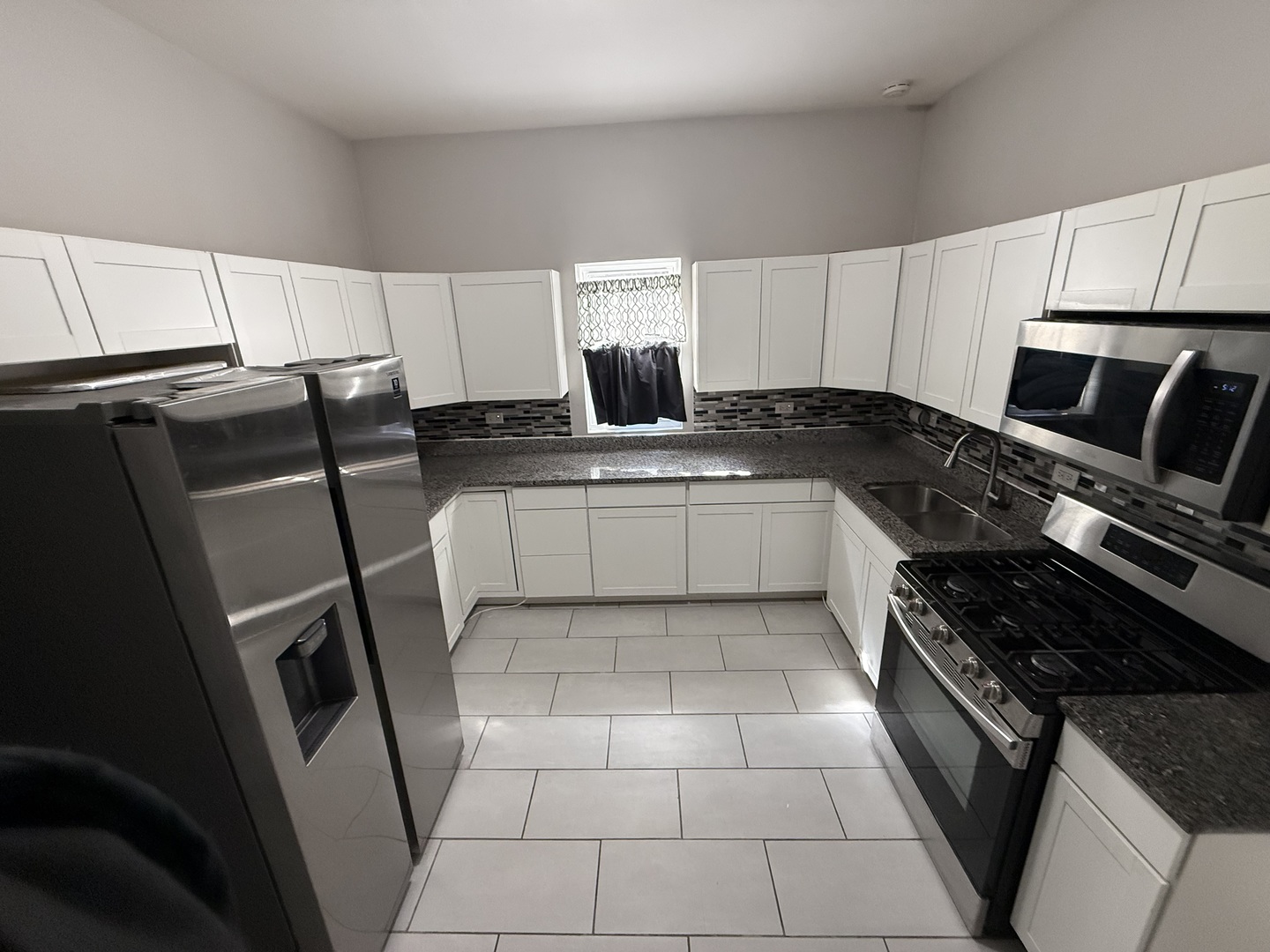 6833 S Calumet Ave #2 Chicago, IL 60637