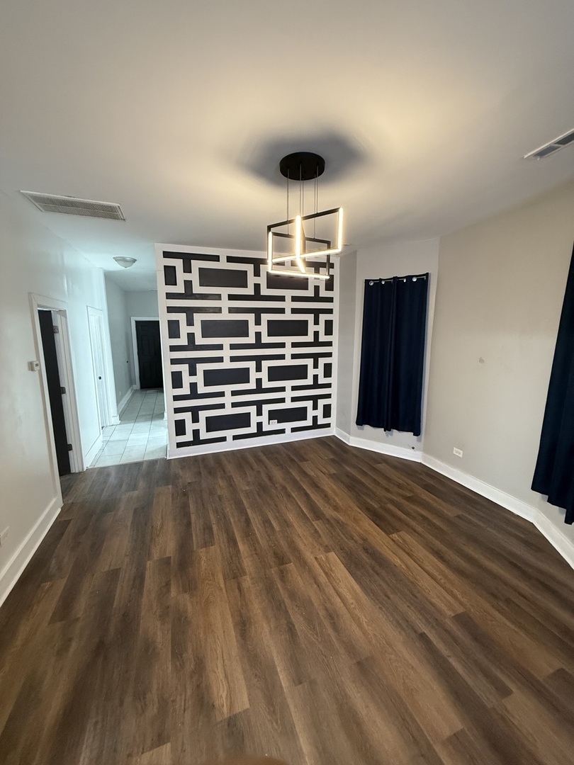 6833 S Calumet Ave #2 Chicago, IL 60637