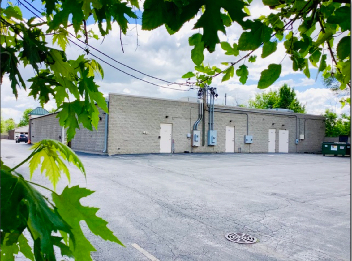 16644 Oak Park Ave Tinley Park, IL 60477